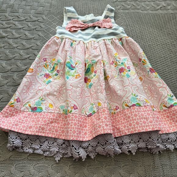 Counting Daisies Apron Dress ~ 5 - Picture 2 of 10